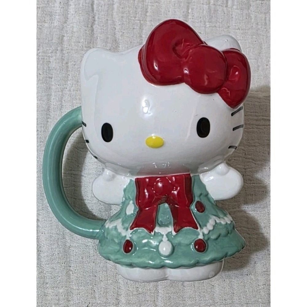 New Hello Kitty Christmasā Tree Dress 3D Sculpted Large Ceramic Mug 6" Green
